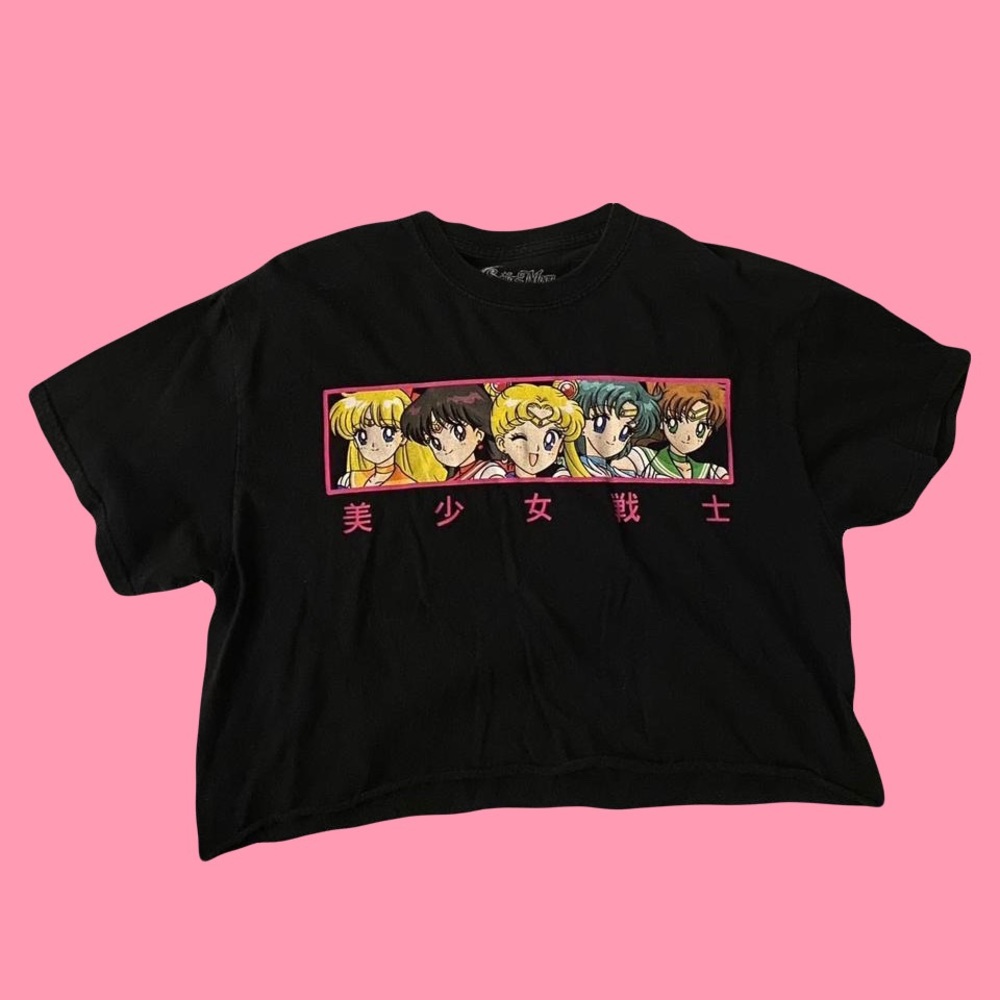 Sailor Moon Cropped Tee 🌙💖